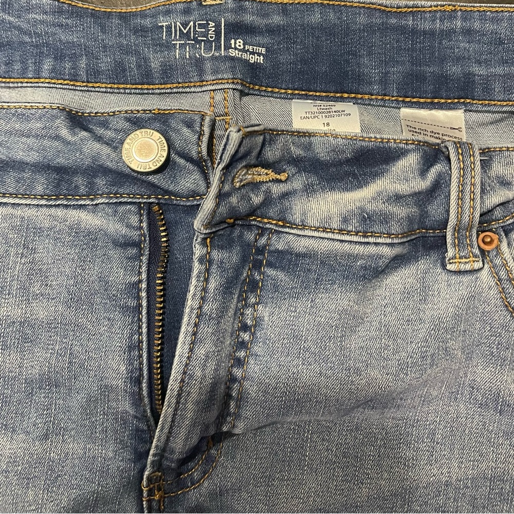 Time and Tru size 18 petit straight leg jeans EUC